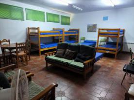 Albergue Municipal de Peregrinos La Escuela