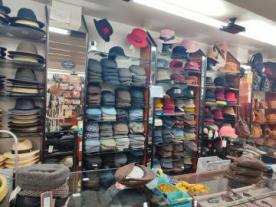 Lema 3 bolsos, maletas y gorros