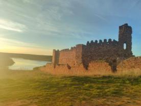 Castillo y Poblado de Castrotorafe