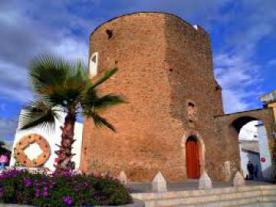 Puerta de Badajoz/Arco del Cubo