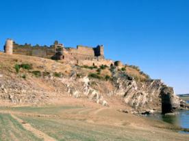 Castillo y Poblado de Castrotorafe