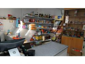 Tienda comestibles y estanco en Santa Fe de Mondújar