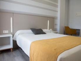 Hotel Leo