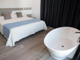 Hotel Leo