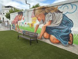 Mural zona de juegos infantil