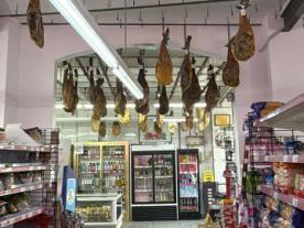 Jamones y embutidos Piñero (supermercado Spar)