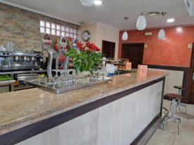 Cafetería - Restaurante El Gato