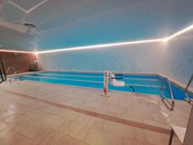 OIKOS Spa Piscina