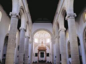 Real Colegiata Santa María La Mayor