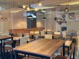 La Glotona Bar & Kitchen