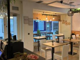 La Glotona Bar & Kitchen