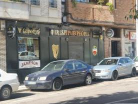 Irish Pub People
