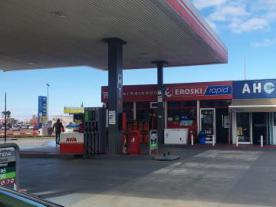 Supermercado Erosky en gasolinera Avia de Villanueva de la Serena